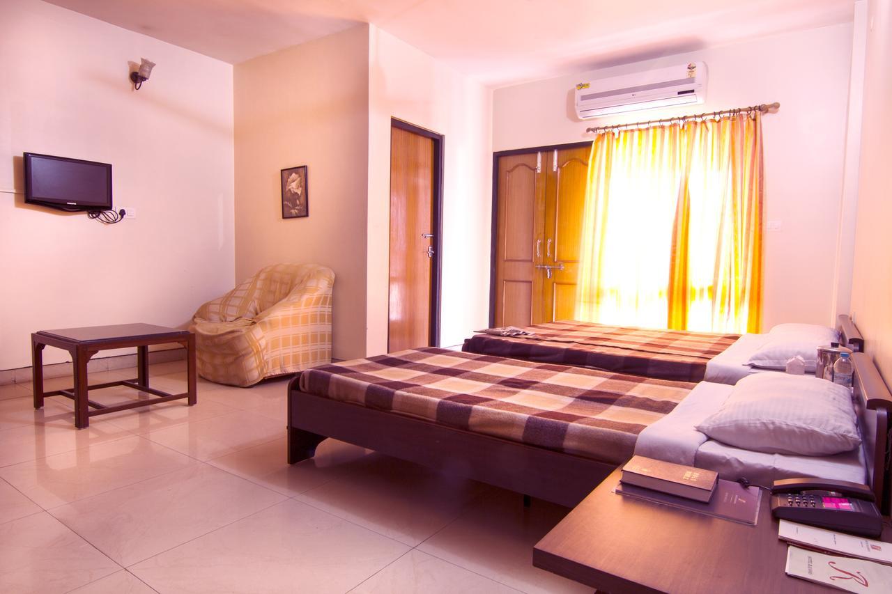Hotel Rajawas Dibrugarh Luaran gambar